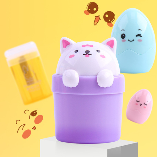 Handheld mini pencil sharpener with cover plastic single hole small pencil sharpener cartoon cute children pencil sharpener stationery