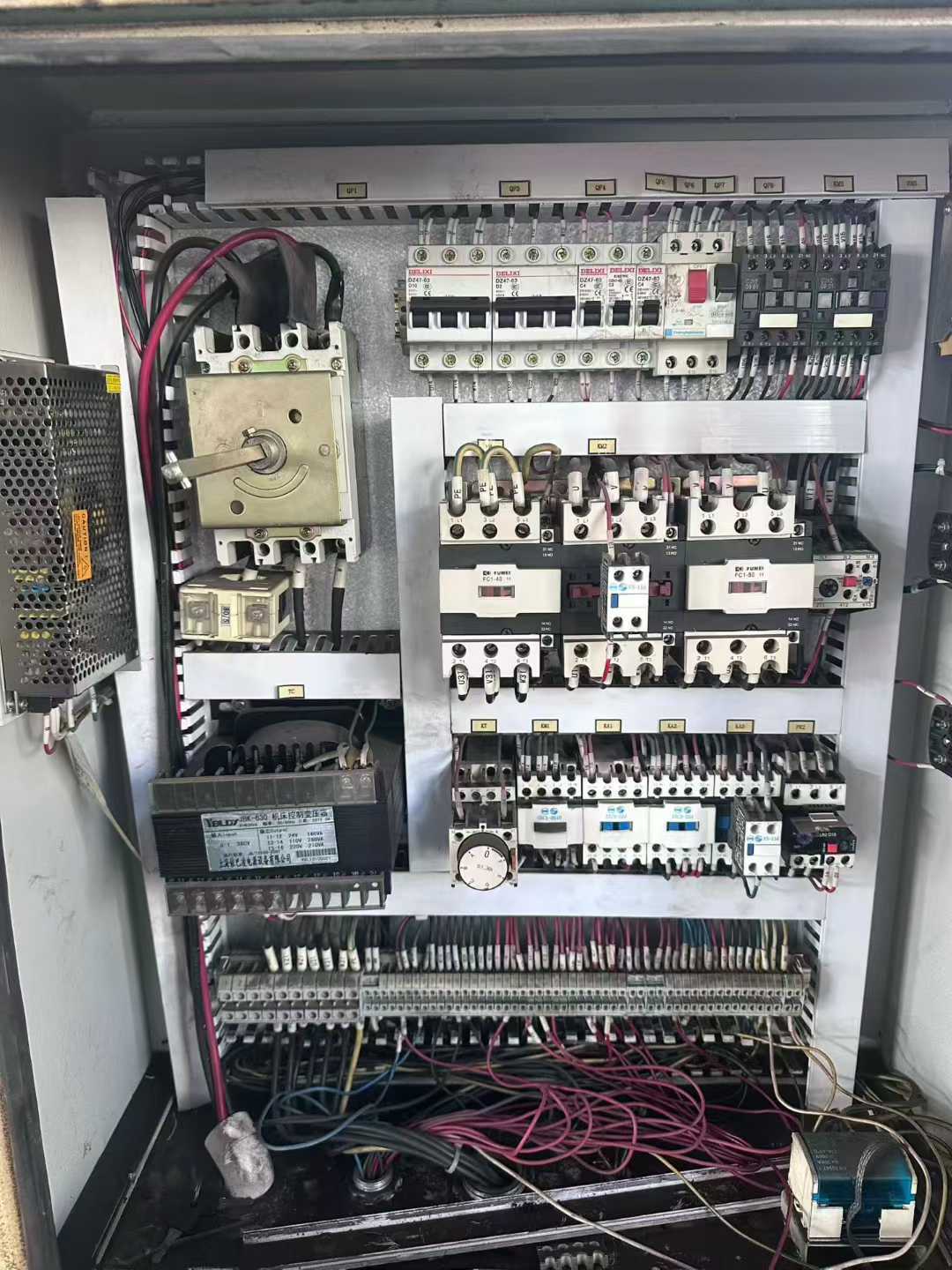 ad9eb5cf1db7869c79fca40abedf8e