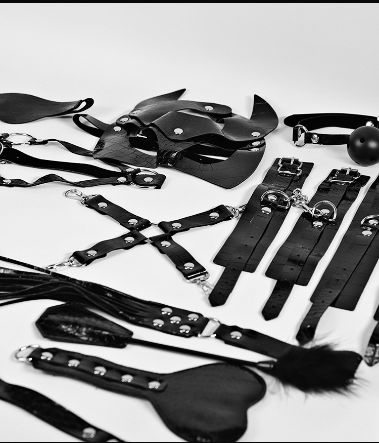 Jiuai SM Snake-Pattern Flocking 12-Piece Bondage Set with Hand and Foot Cuffs, Mouth Gag and Collar — detail image 27