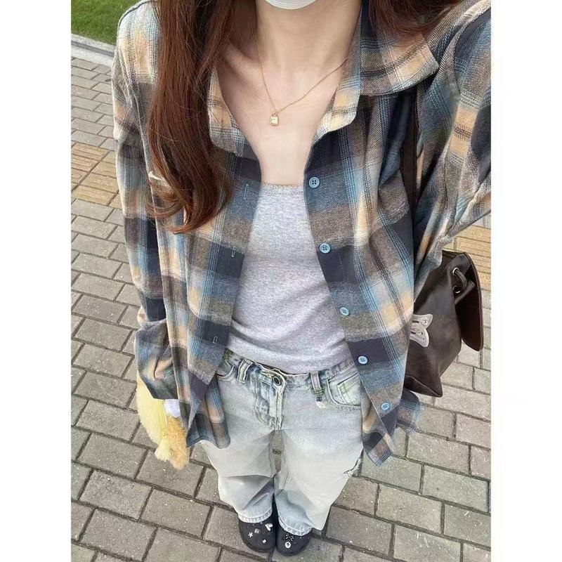 アメリカのレトロな黄色の格子のシャツの女性の春と秋の長袖のシャツのゆったりしているカップルのカジュアルな上着のコートのデザイン感|undefined