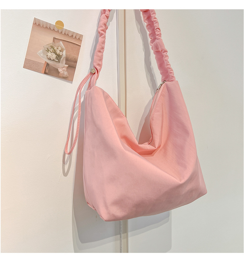 A new large-capacity women's single-shoulder bag with cross-border fashion and simplicity, a fresh and artistic crossbody bag, and a student commuting bag undefined
