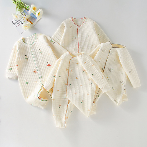 Autumn and winter baby jumpsuits with front opening, long-sleeved robes, thickened quilted newborns, male and female babies, warm crawling clothes