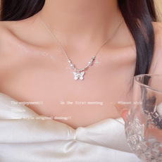 exquisite and versatile opal pendant necklace female high sense light luxury temperament zircon titanium steel clavicle chain new accessories details Picture