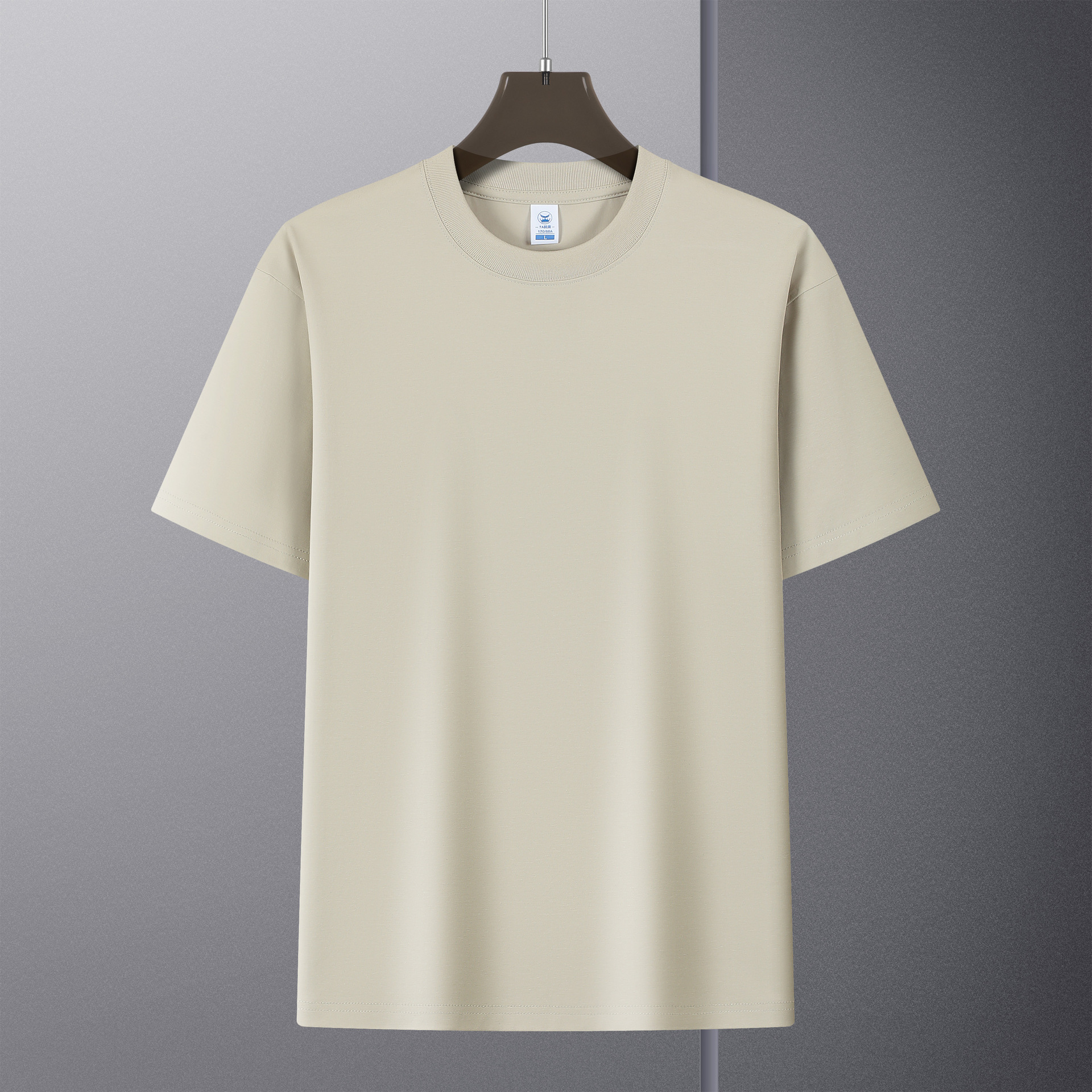 Camiseta de manga corta de peso pesado de 220 gramos de estilo americano hombre blanco suelto cuello redondo media manga camiseta de base de color sólido versátil personalizada de verano