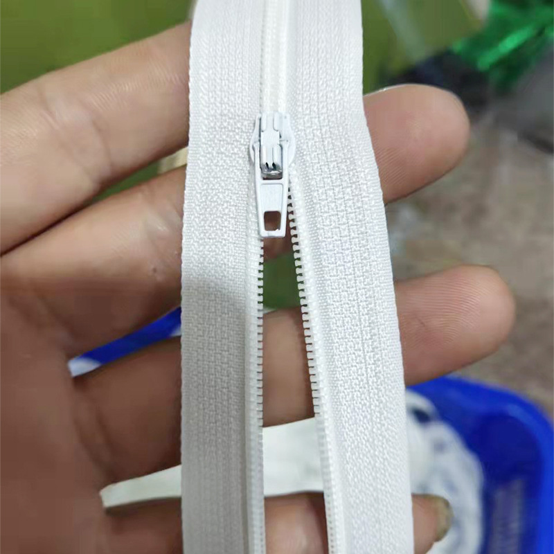 3#闭尾防尘白色防护服尼龙拉链条装服装辅料箱包专业被套拉链批发