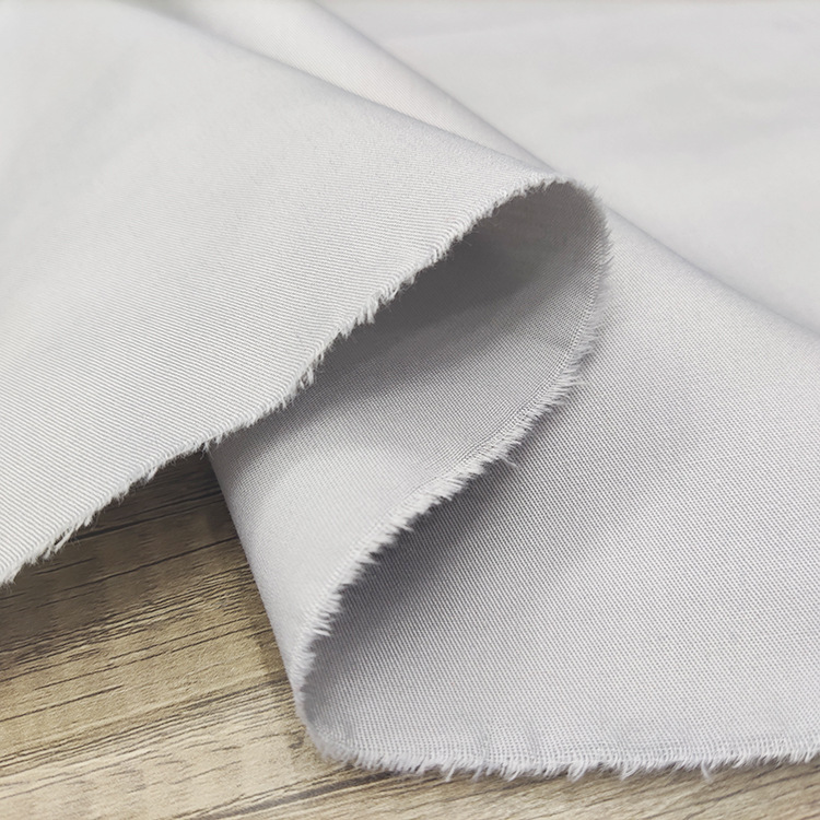 Fabricante de poliéster 65 35 algodón twill TC 65 / 35 tela de bolsillo de algodón teñido