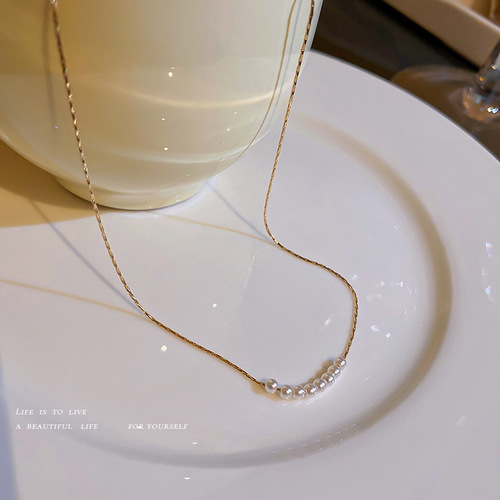 Korean simple pearl geometric necklace for women, thin chain, niche, light luxury clavicle chain, cold style, versatile necklace for women