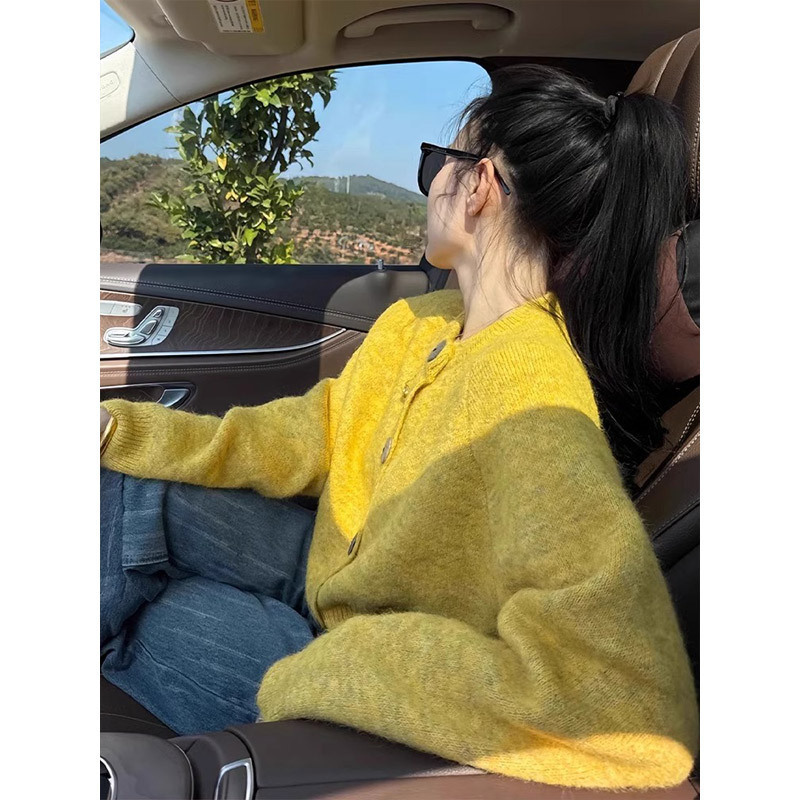 法式复古黄色浣熊绒开衫毛衣外套女春秋款宽松慵懒风外穿针织上衣|undefined