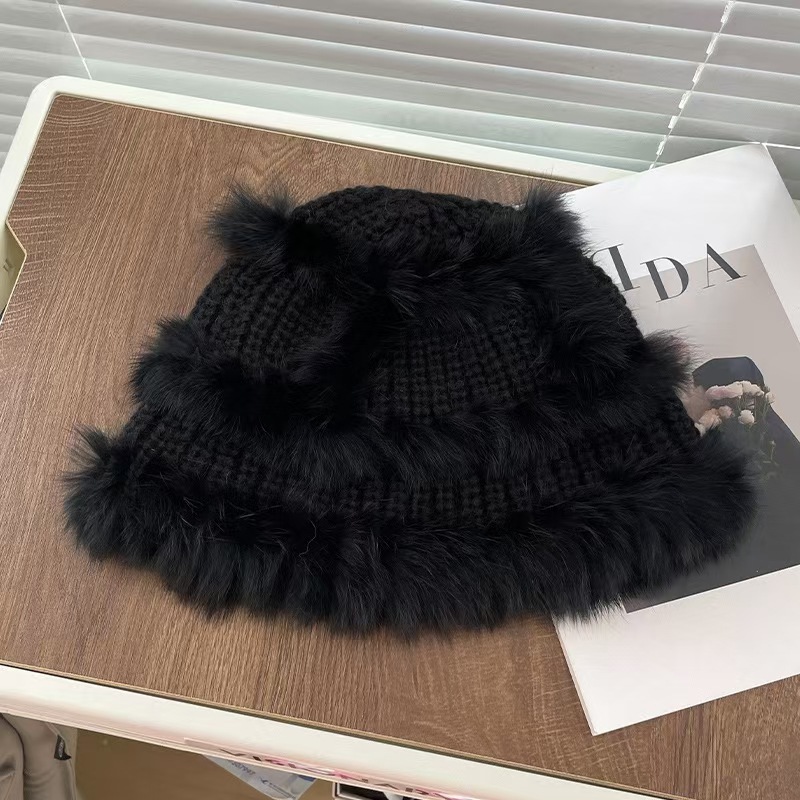 블랙 래빗 퍼 니트 모자