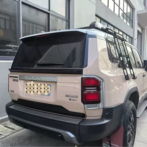 Prado LC250 Orta Qanad Baqaj Qapağı Spoiler Modifikasiyası