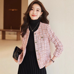 ピンクの小さな香りのジャケット女性のショートスタイル小柄な春と秋 2025 新しいファッション気質女神スタイルセレブトップ
