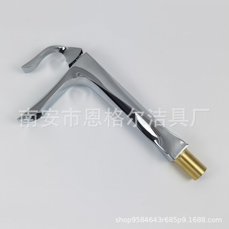 Foreign trade high-end twisted dough mixed water basin faucet with high zinc alloy cold and hot bathroom under-counter washbasin faucet undefined