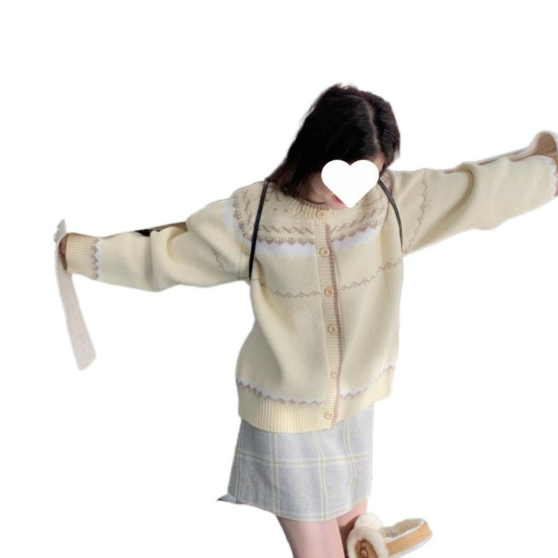 Cardigan de punto amarillo leche de mujeres otoño invierno engrosado diseño de nicho suave perezoso estilo de alta sensación abrigo suéter