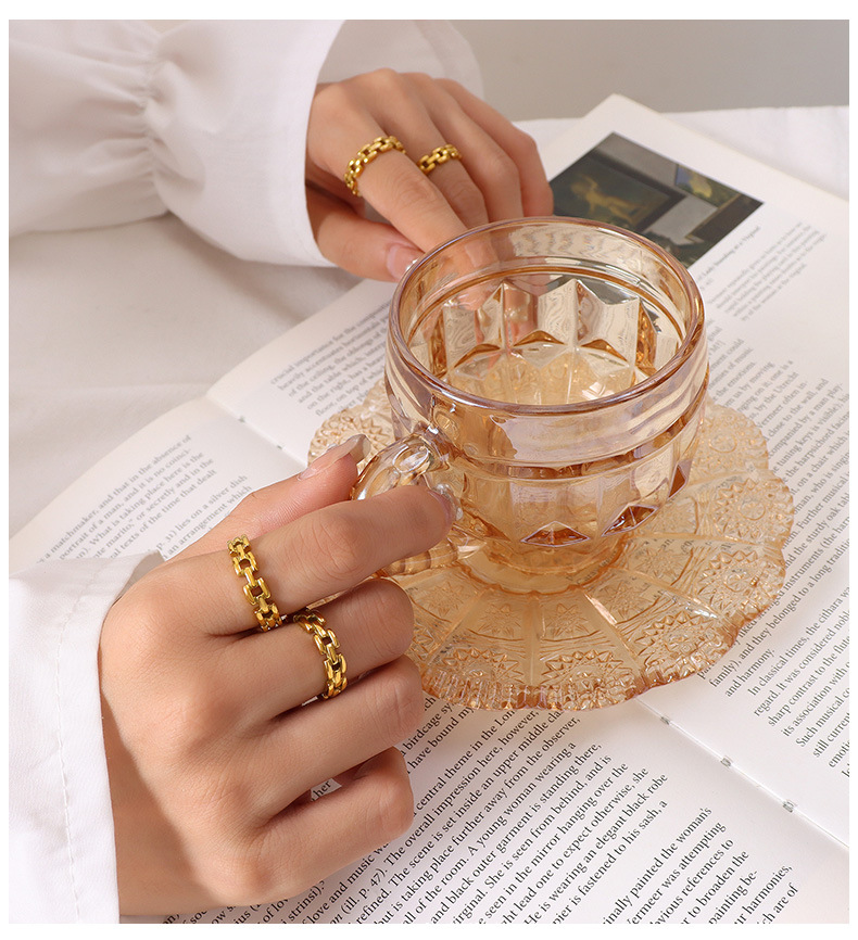 6g Weight Vacuum Plating Gold Plating Process Wholesale Jewelry Fashion Geometric 304 Stainless Steel No Inlaid 18K Gold Plated Plating Rings