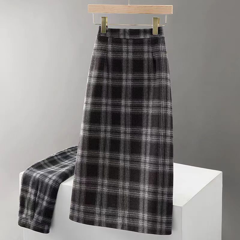 毛呢秋冬格子半身裙2025新款中长款开叉高腰一步显瘦加厚长裙
