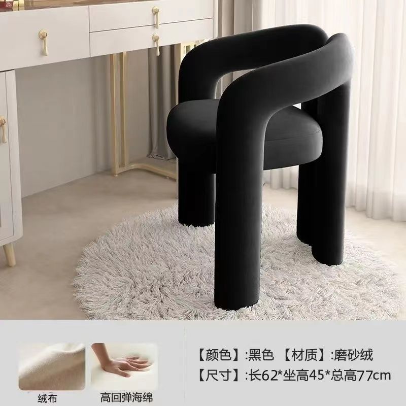 피부 친화적인 벨벳 제트 블랙 [부드럽고 채도가 높은]