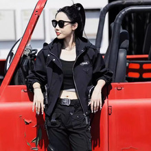 2024新款短款连帽工装外套女春秋夹克百搭小个子时尚休闲棒球服