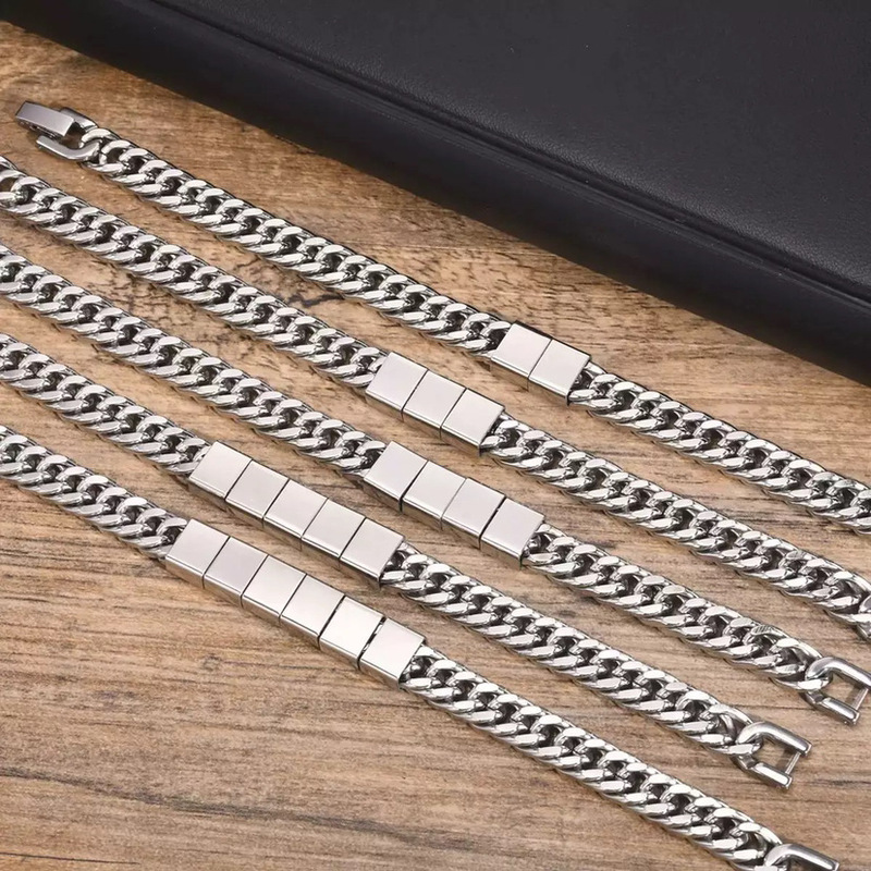 Cross-Border New Product European and American Father's Day Bracelet Titanium Steel Jewelry Personalized DIY Engraving Family Names Men's Hand Jewelry