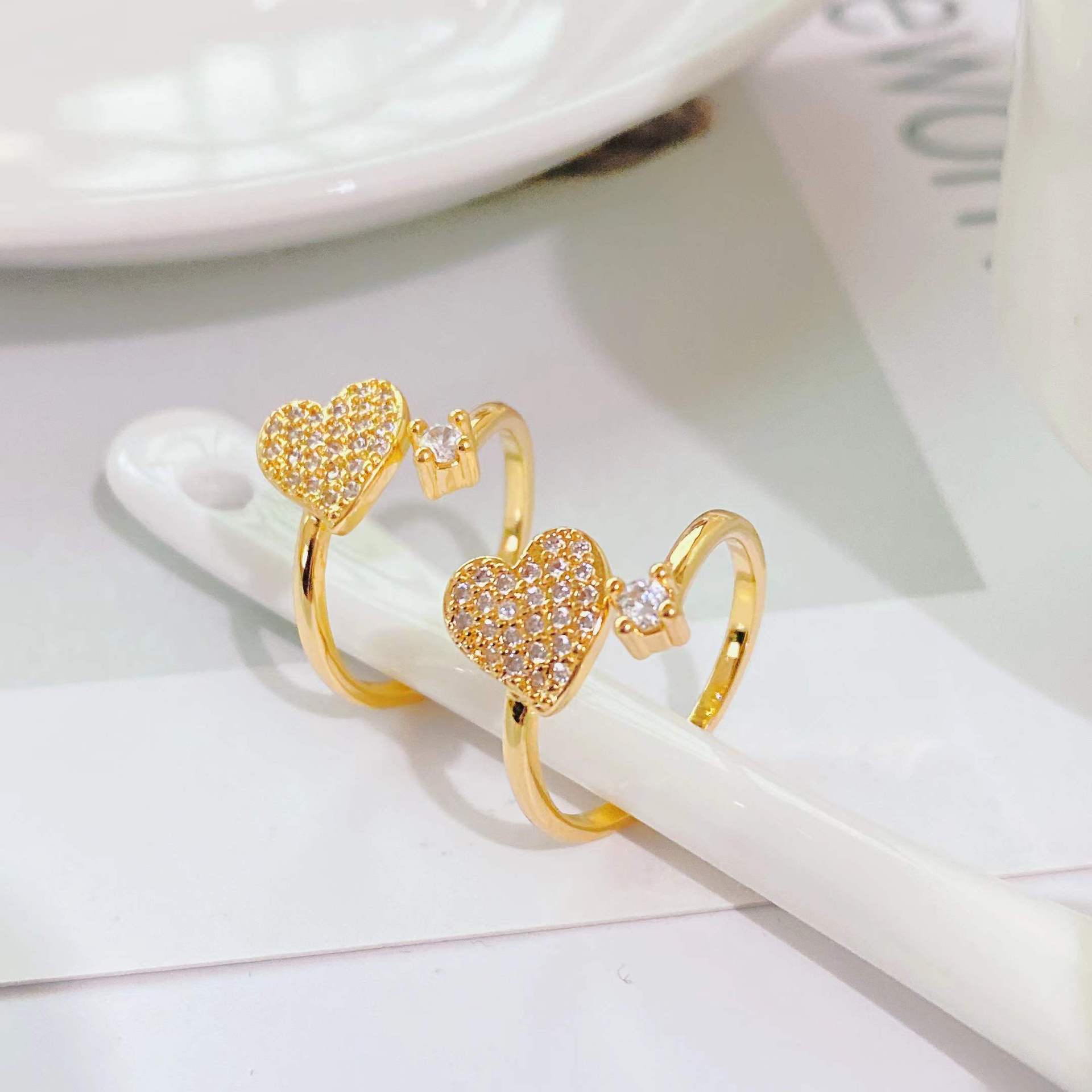 Light luxury heart-shaped diamond zircon ring Valentineu0027s day 18k gold plated ring