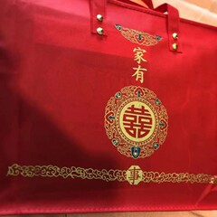 厚い不織布手提げ袋4点セットの家庭用寝具包装袋夏布団袋にロゴを印刷できます。