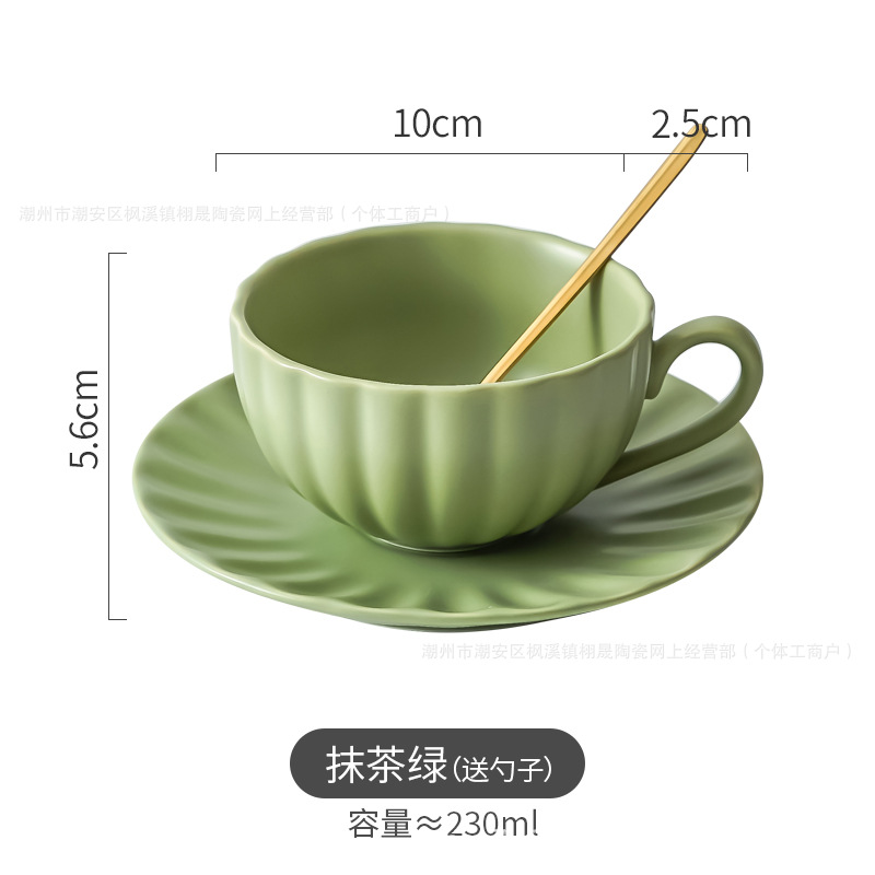 Taza de café de cerámica de alto valor facial y plato, set de taza de té de la tarde, taza de té de flores, taza de café especial para lattes, platos