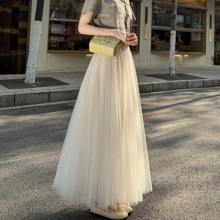 Women's white mesh A-line skirt, autumn and winter 720-degree full skirt, high-waisted, slimming fairy skirt Women's white mesh A-line skirt, autumn and winter 720-degree full skirt, high-waisted, slimming fairy skirt