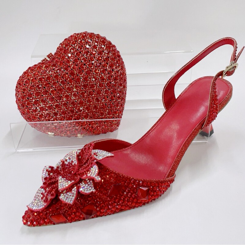 Xiyuan 2025 Spring and Summer New Crystal Sparkling Diamond Wedding Bridesmaid High-Heeled Sandals Banquet Stiletto Women's Shoes Flats Xiyuan 2025 Spring and Summer New Crystal Sparkling Diamond Wedding Bridesmaid High-Heeled Sandals Banquet Stiletto Women's Shoes Flats