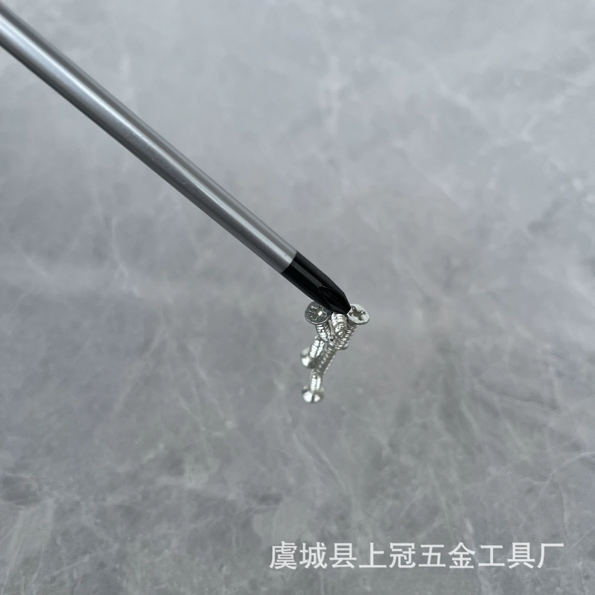 Non-slip handle, strong magnet, screwdriver, wholesale