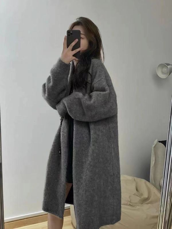 クロスボーダーの香風が膝を越えた中のロングニットのカーディガンの女性服はゆったりとしていて、柔らかくて、優しい純色のセーターのコートです。|undefined