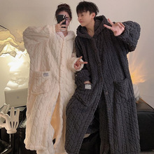 ɺ���q˯�۶���Ů�Ӻ��L����H˯����ʿ�Bñ���m�qԡ�¾Ӽҷ����b