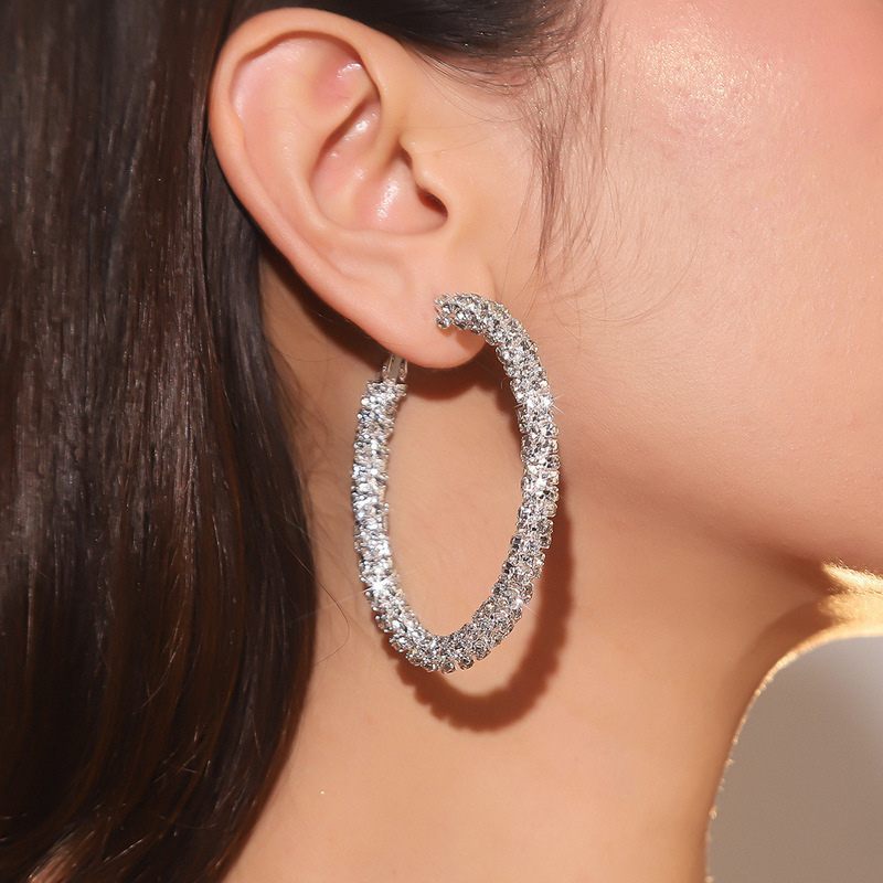 Amazon's Hot New Luxury Personalized Exaggerated Earrings for Women, Simple and Fashionable Diamond-Encrusted Large Hoop Earrings and Earrings Amazon's Hot New Luxury Personalized Exaggerated Earrings for Women, Simple and Fashionable Diamond-Encrusted Large Hoop Earrings and Earrings