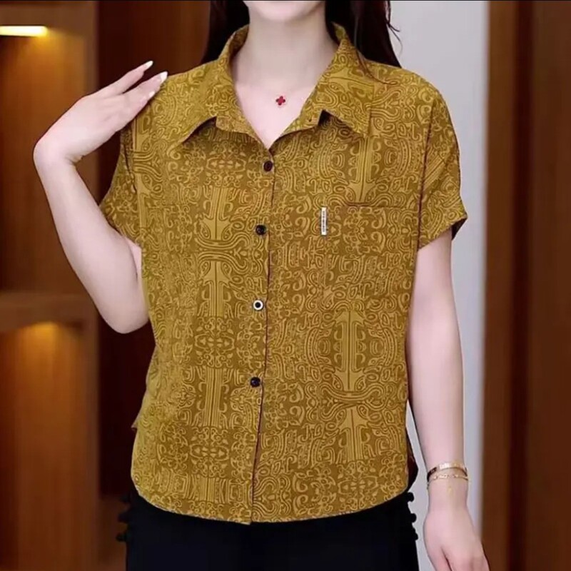 Fashionable and Age-Reducing Printed Short-Sleeved Shirt for Middle-Aged Ladies, Summer Wear, Slimming, Loose and Versatile Top, Mom Wear