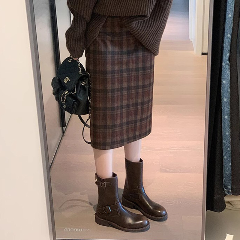 Nuevas botas Martin de otoño e invierno con diseño de hebilla a la moda, punta redonda, tacón grueso, que aumentan la altura y estilizan la pierna, botines cortos para mujer.