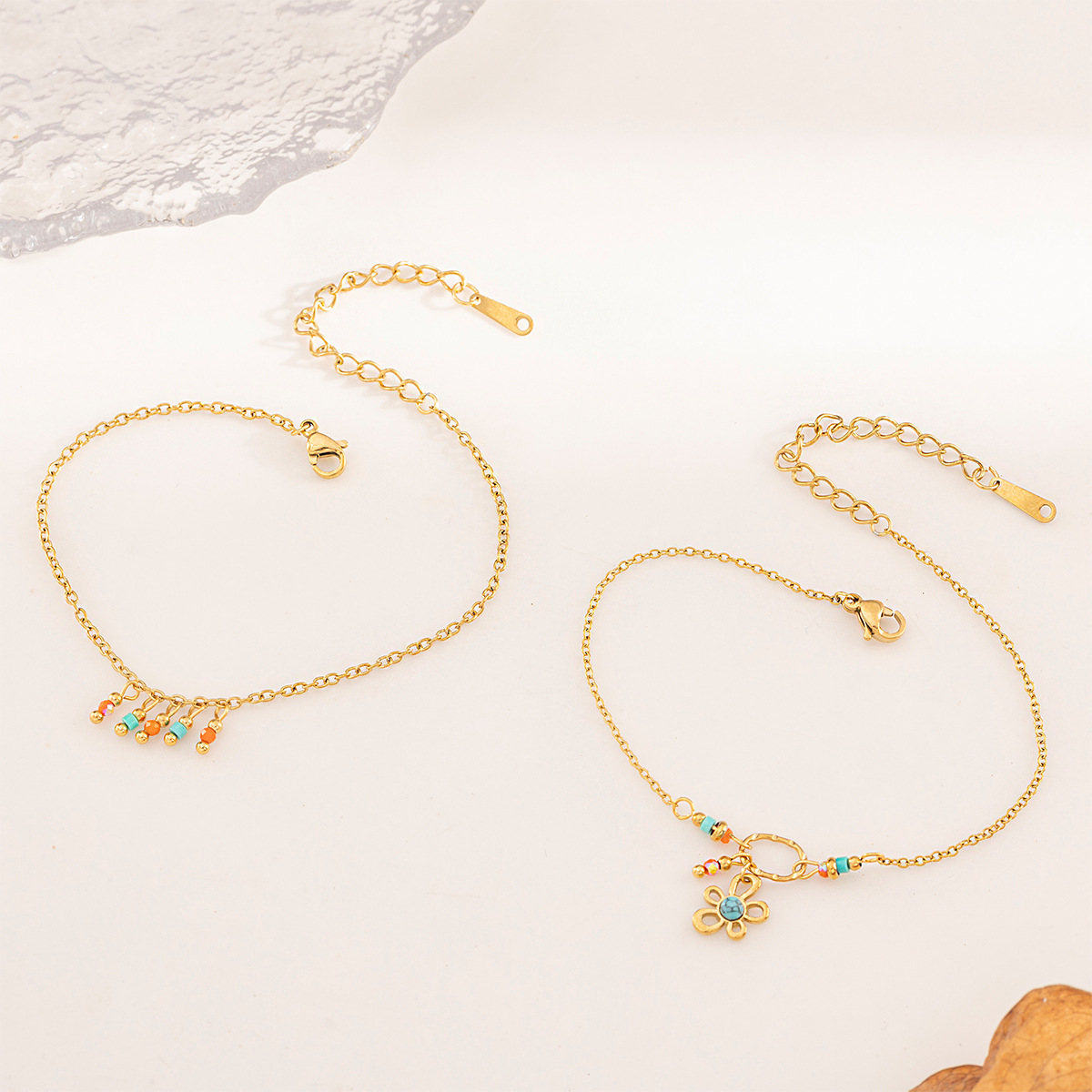 Tena Pulsera de acero inoxidable europea y americana, lujo ligero, cadena de alta calidad, flores apiladas, acero de titanio simple, joyería de mano transfronteriza para mujer