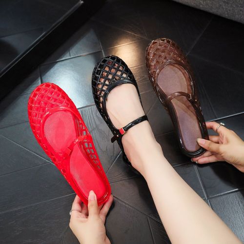 2025 new European and American style single lightweight luxury water-resistant pomegranate red Mary Jane jelly sandals for women, crystal shoes