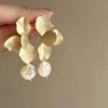 33# Silver Needle-Golden (Freshwater Pearl)