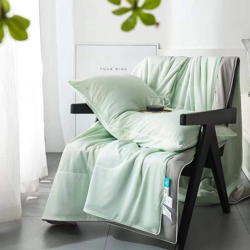 Class A Mother and Child Grade Cool Silk Summer Quilt Single Double Ice Silk Summer Quilt Washable Ice Cream Air-conditioning Quilt Wholesale
