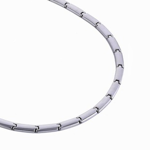 �����ʿŮʿ�m���F�ν����Nʯ�Ȧ������ʽ�S��ֱ��һ�����l