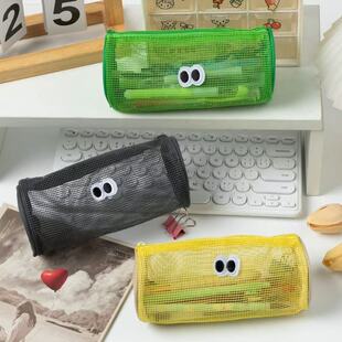 �����ۈAͲ�W���P����ͨ�����R�ռ{���U��͸����yС���ľߴ�