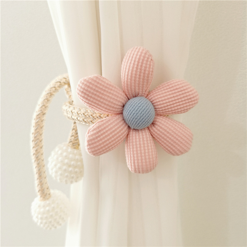 Fermatenda a fiore con perle per decorazione camera bambini_voghion.com