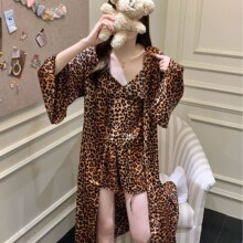 高级感豹纹冰丝睡衣女夏款纯欲开衫吊带短裤家居服三件套带胸垫