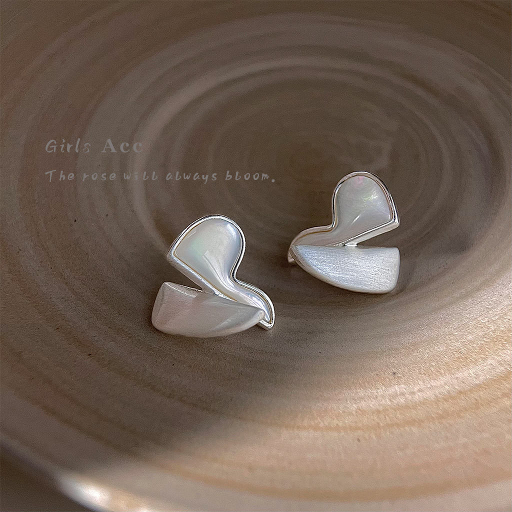 1_0001s_0001_耳语场景新水印 拷贝 3