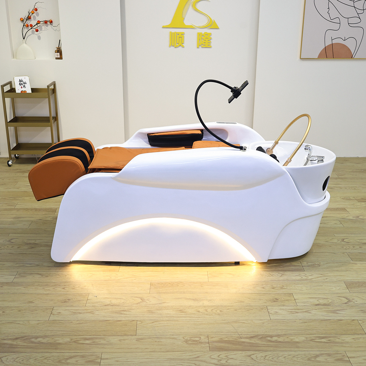 Comercio exterior venta caliente masaje eléctrico lavado de cabello cama de tratamiento de cabello inteligente totalmente automática cama de tratamiento de cabello tipo reclinación de temperatura constante agua circulación fumigante manga