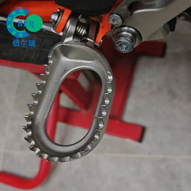 Suitable for Ktm Husqvarna Hengjian Z300 Kaixi 320 Off-Road Motorcycle, Precision-Forged Lowered Rear-Moving Footrests