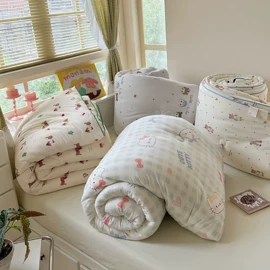 四件套;床罩床笠;纤维被