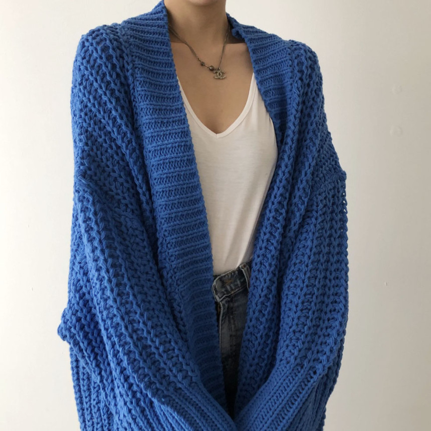 700g Weight Women's Casual Streetwear Solid Color Placket Cardigan Sweater