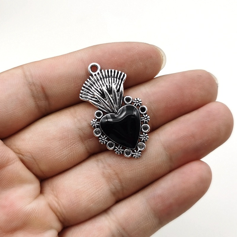 1 Piece Quantity 1 Piece Zinc Alloy Rhinestones Heart Shape Pendant