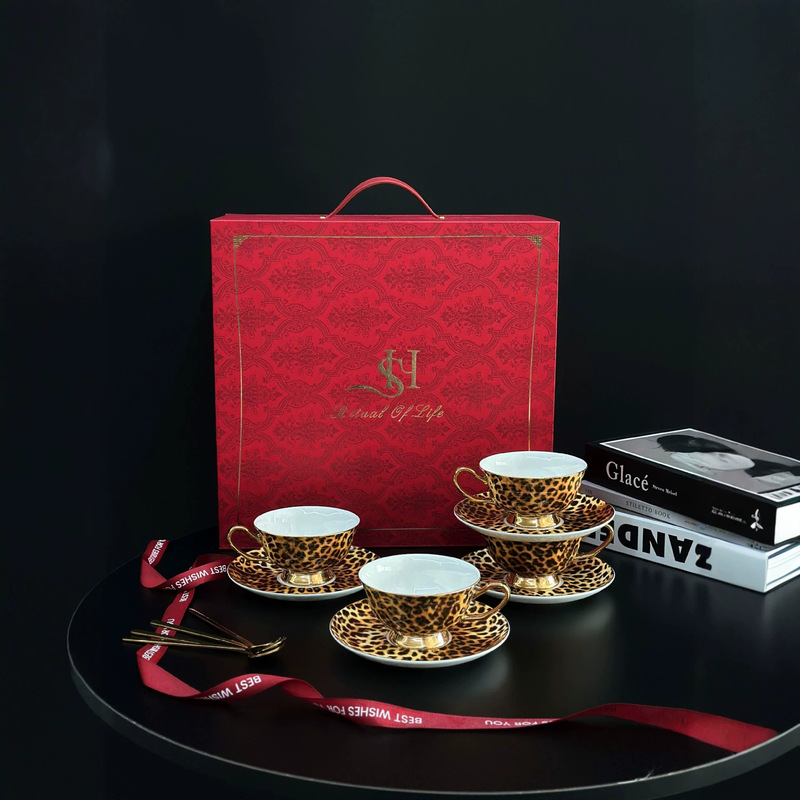 High-End Coffee Cups, Personalized Waterware Sets, Latte Art Cups, Office Couple Water Cups, High Temperature Resistant Ceramic Cups Wholesale High-End Coffee Cups, Personalized Waterware Sets, Latte Art Cups, Office Couple Water Cups, High Temperature Resistant Ceramic Cups Wholesale
