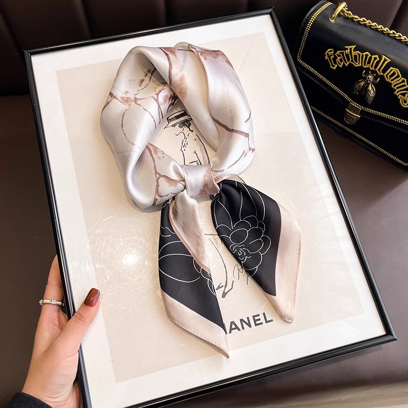 Pañuelo cuadrado pequeño de camelia de estilo chino, bufanda de seda, sentido de alta calidad para mujer, protección para el cuello de primavera y verano, bufanda delgada para el cuello, bufanda para mamá