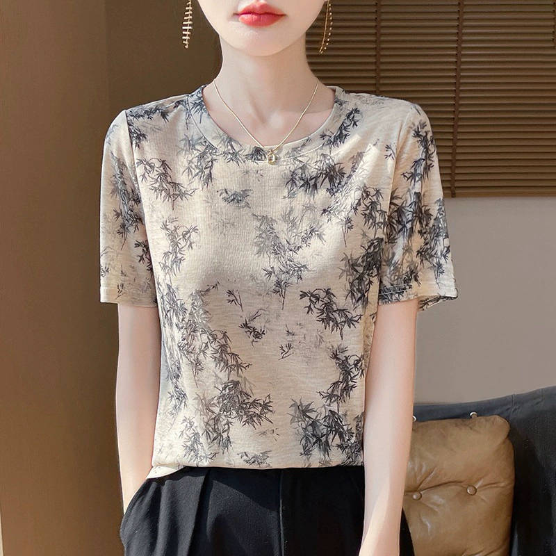 Европейские товары, окрашенные чернилами, рисование футболки с короткими рукавами женская 2025 новая летняя повседневная дикая тонкая рубашка с круглым вырезом на плече